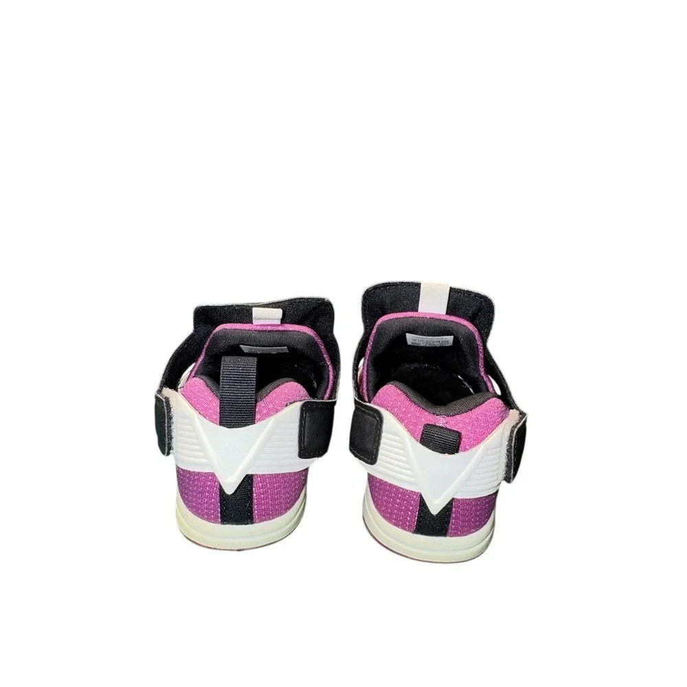 Reebok kids versa